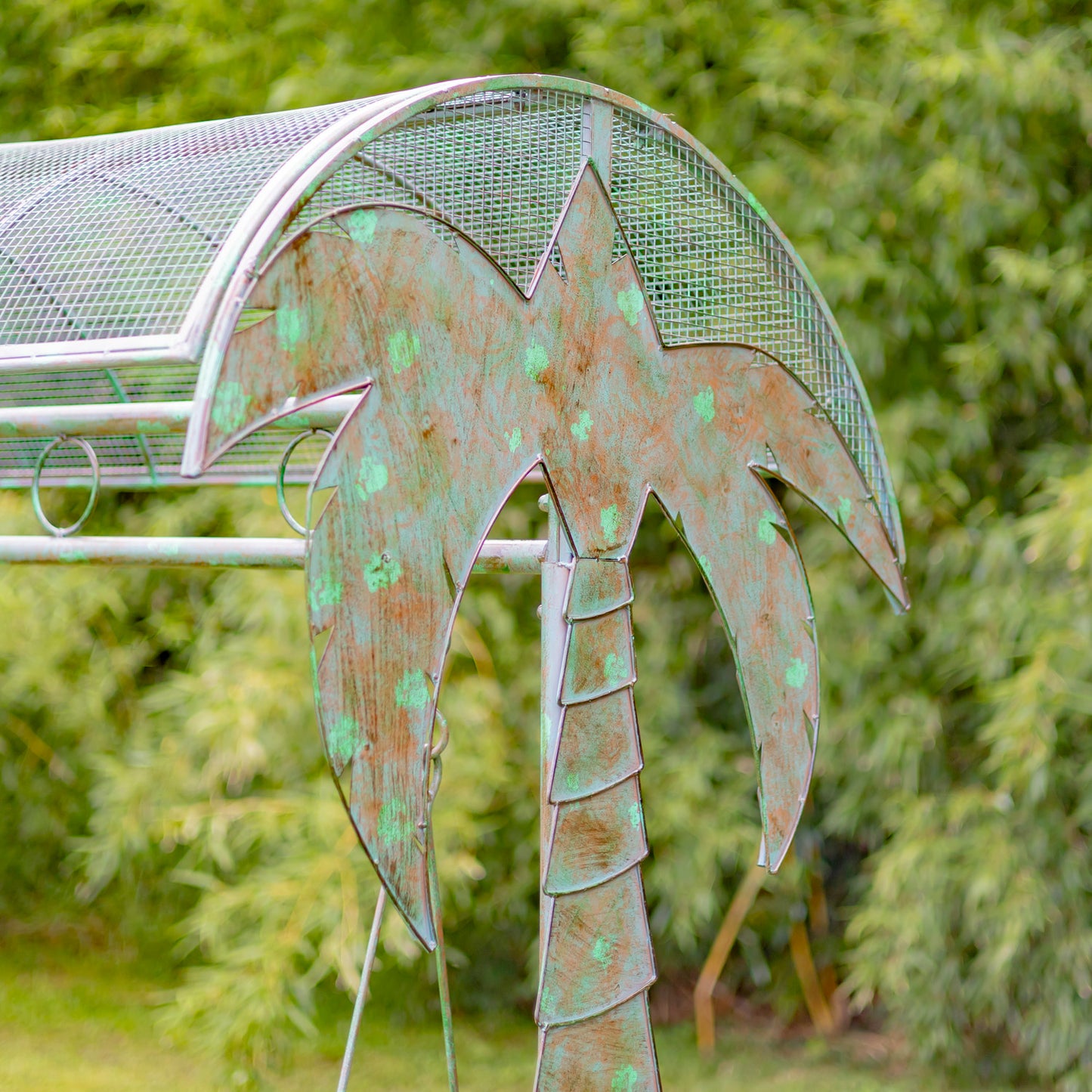 Palm Beach Iron Swing Bench – Verdi Green Garden Statement