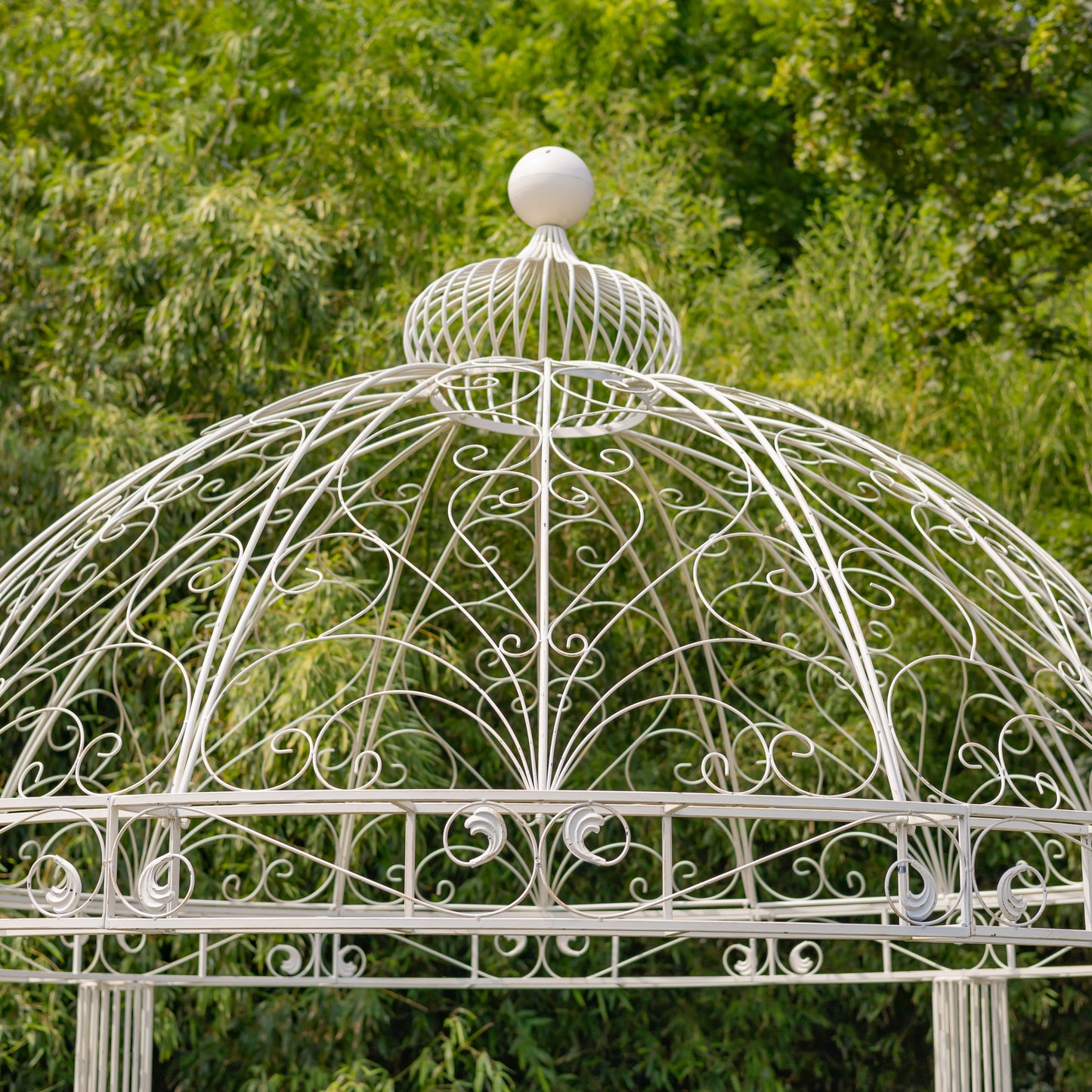 12.4 ft. Ornate Round Iron Garden Gazebo “Medellín 1972