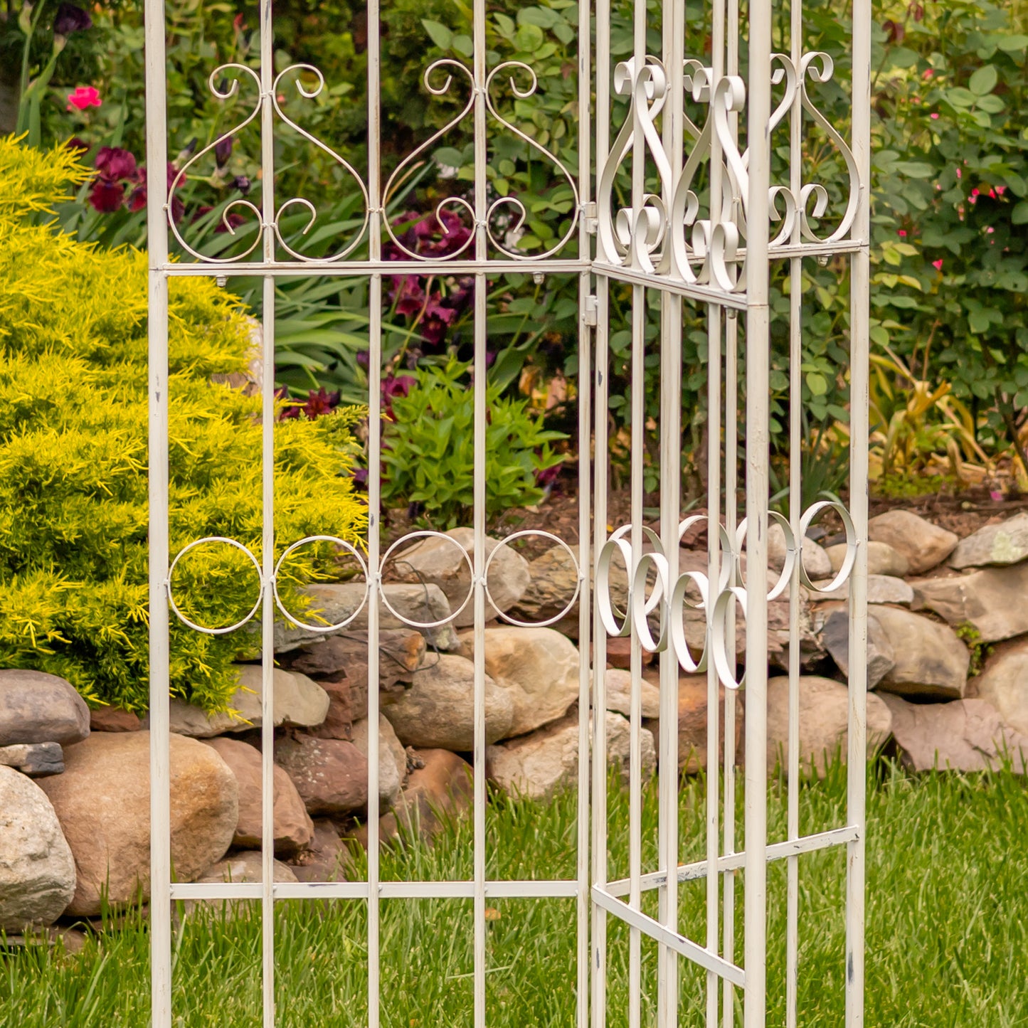 7.7 Ft Iron Garden Trellis with Fleur-de-Lis – Antique White "Paris 1968"