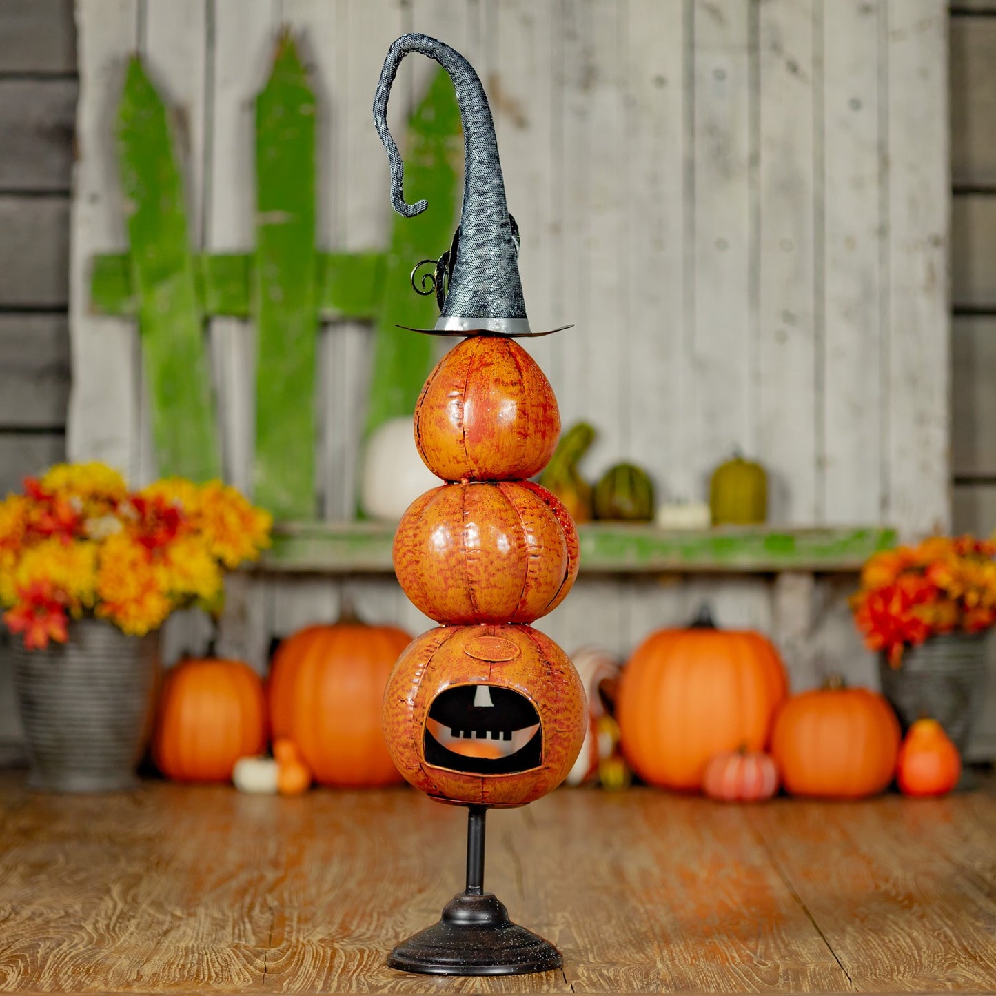 Back of the pumpkin totem